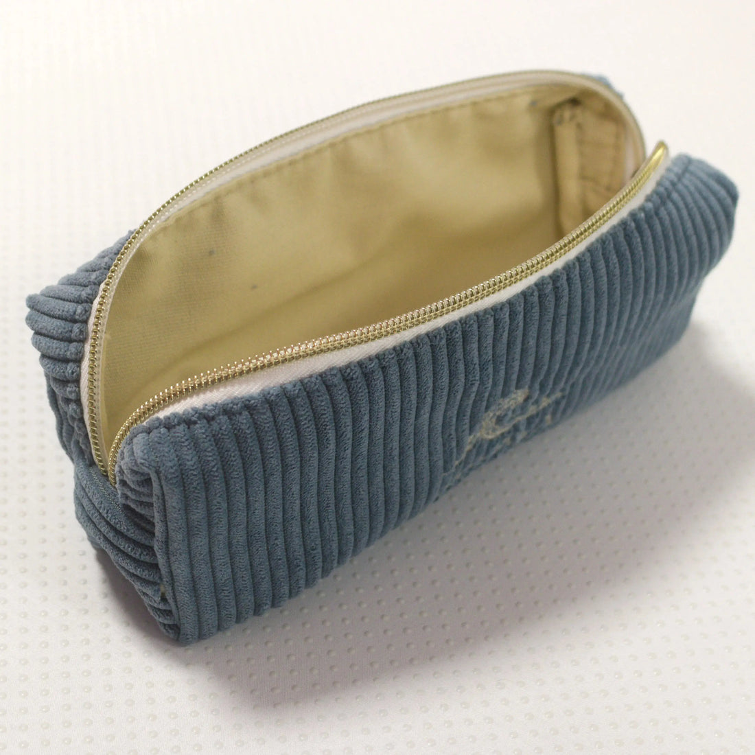 Comment choisir une trousse de toilette homme durable ? – matière textile et fabrication – Mycobloom
