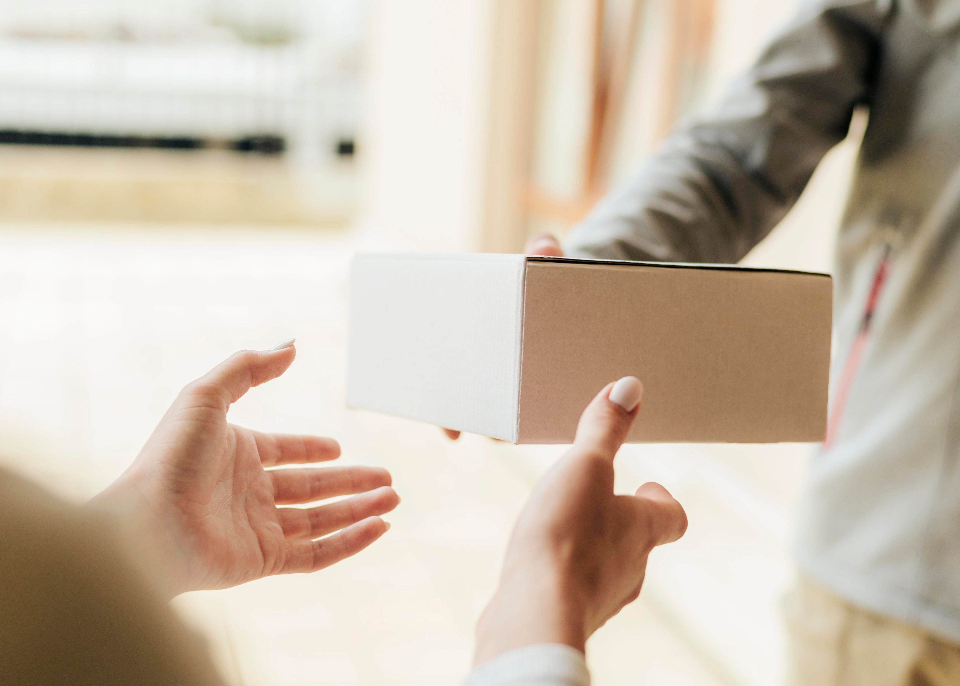 🚚 Livraison à domicile et en point relais