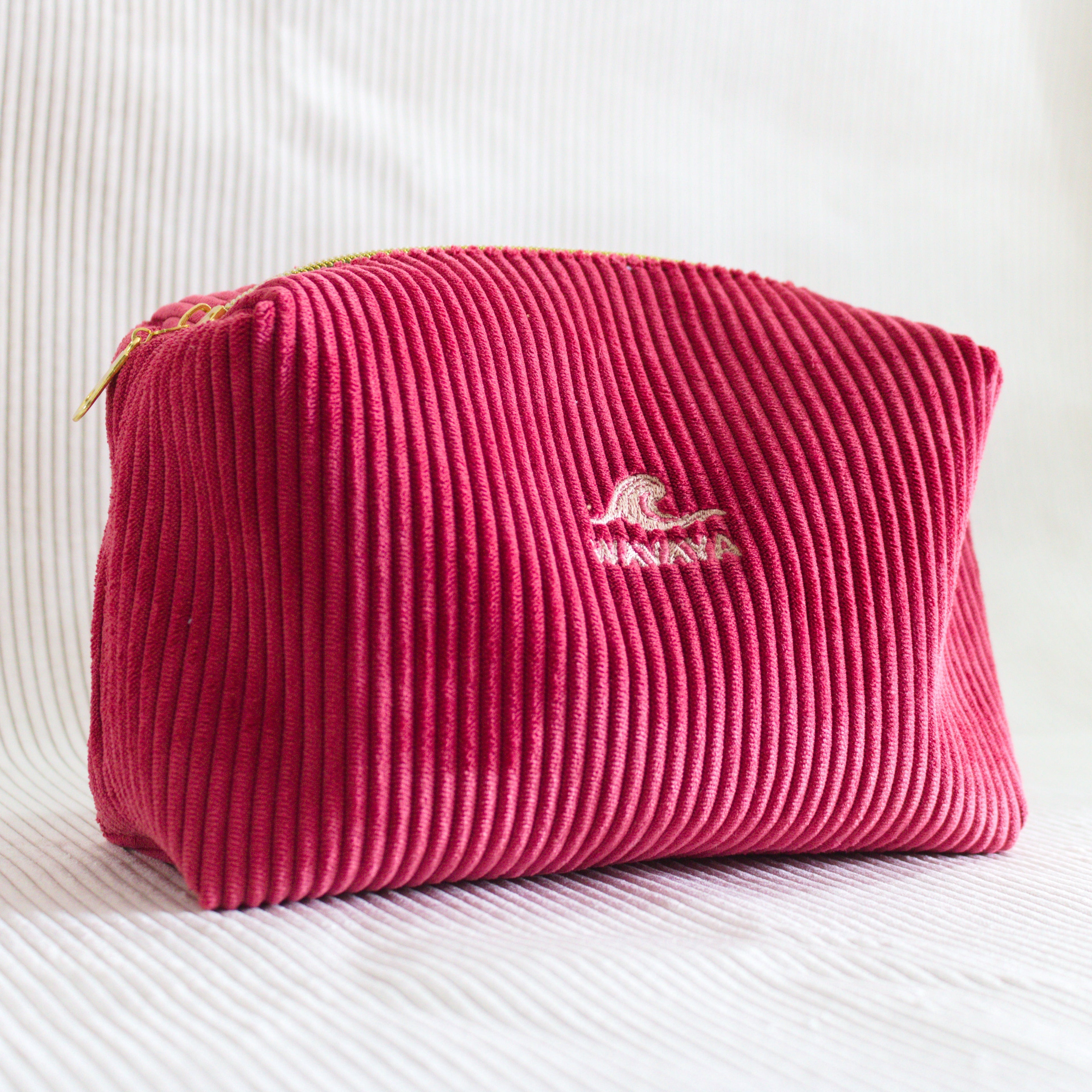 Pochette de toilette velours Essential Framboise – Wavaya Wavaya