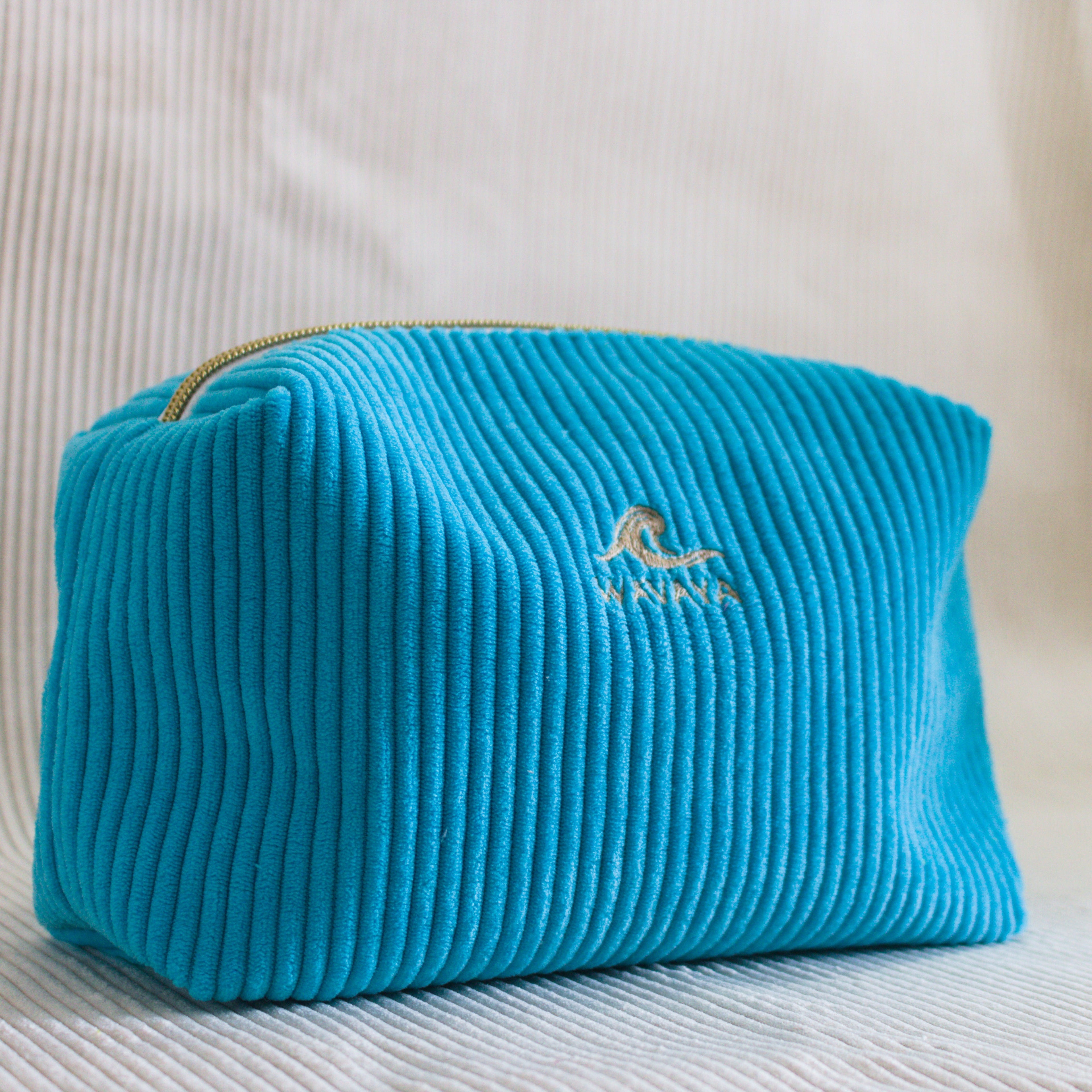 Pochette de toilette velours Essential Bleu lagon – Wavaya Wavaya