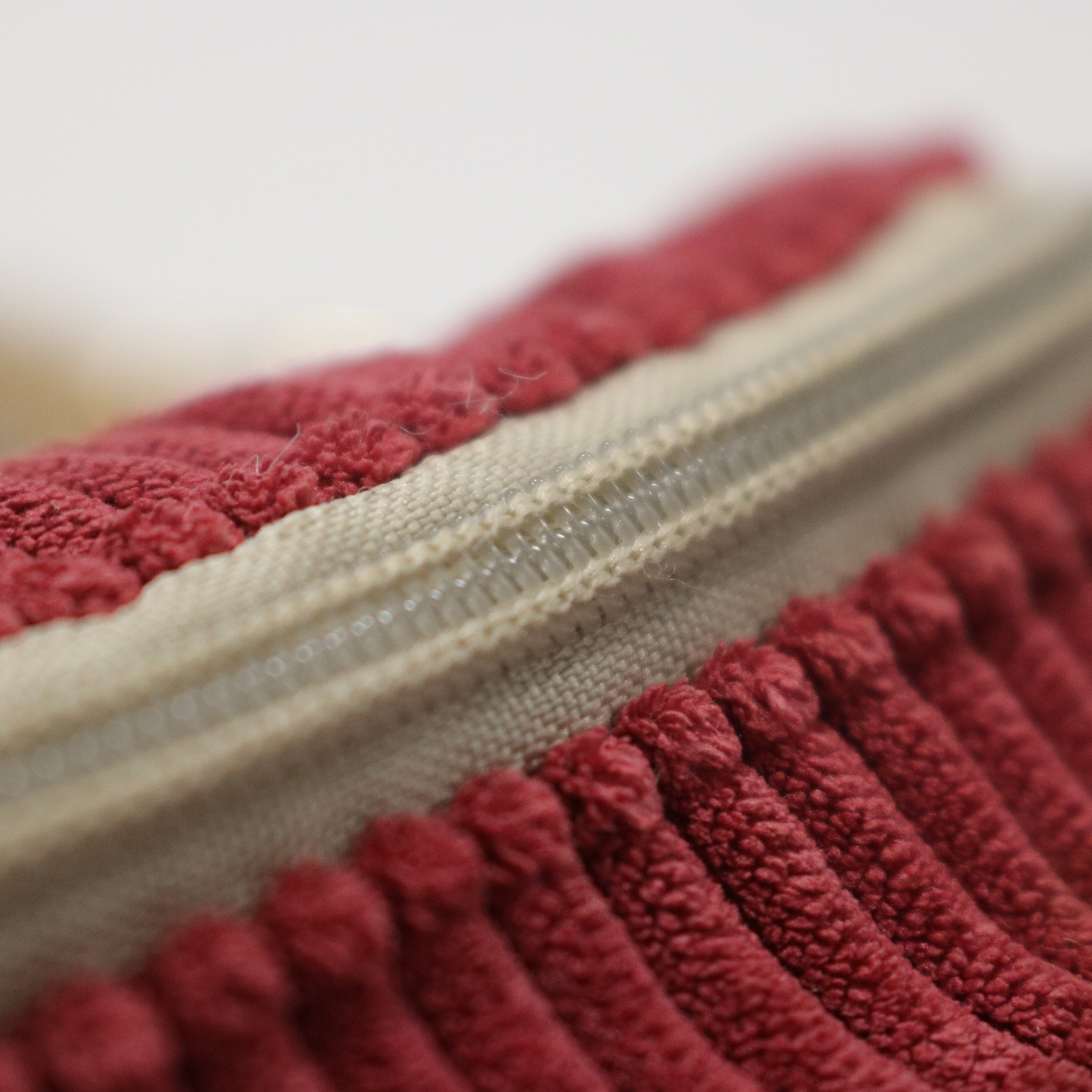 Sac banane velours Essential – Framboise (Defqon.1 Edition)