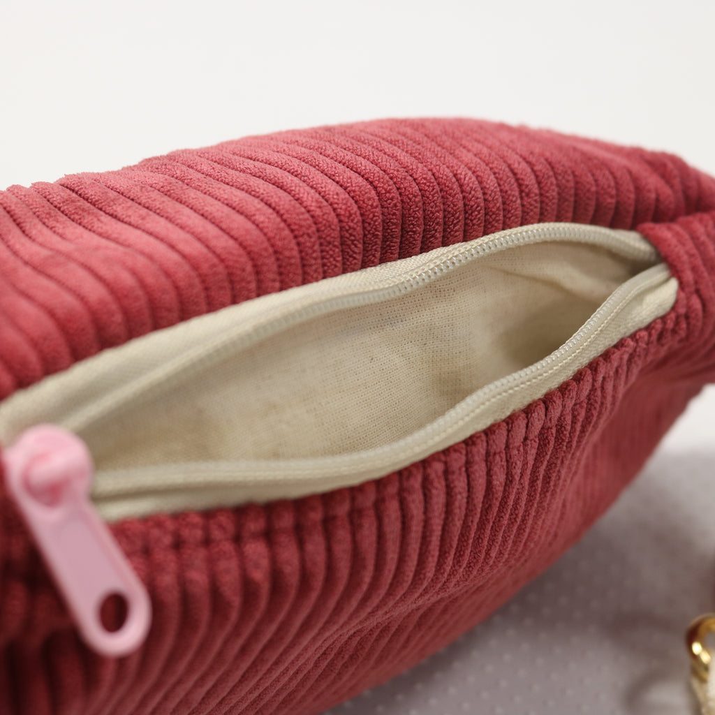 Sac banane velours Essential – Framboise (Defqon.1 Edition)