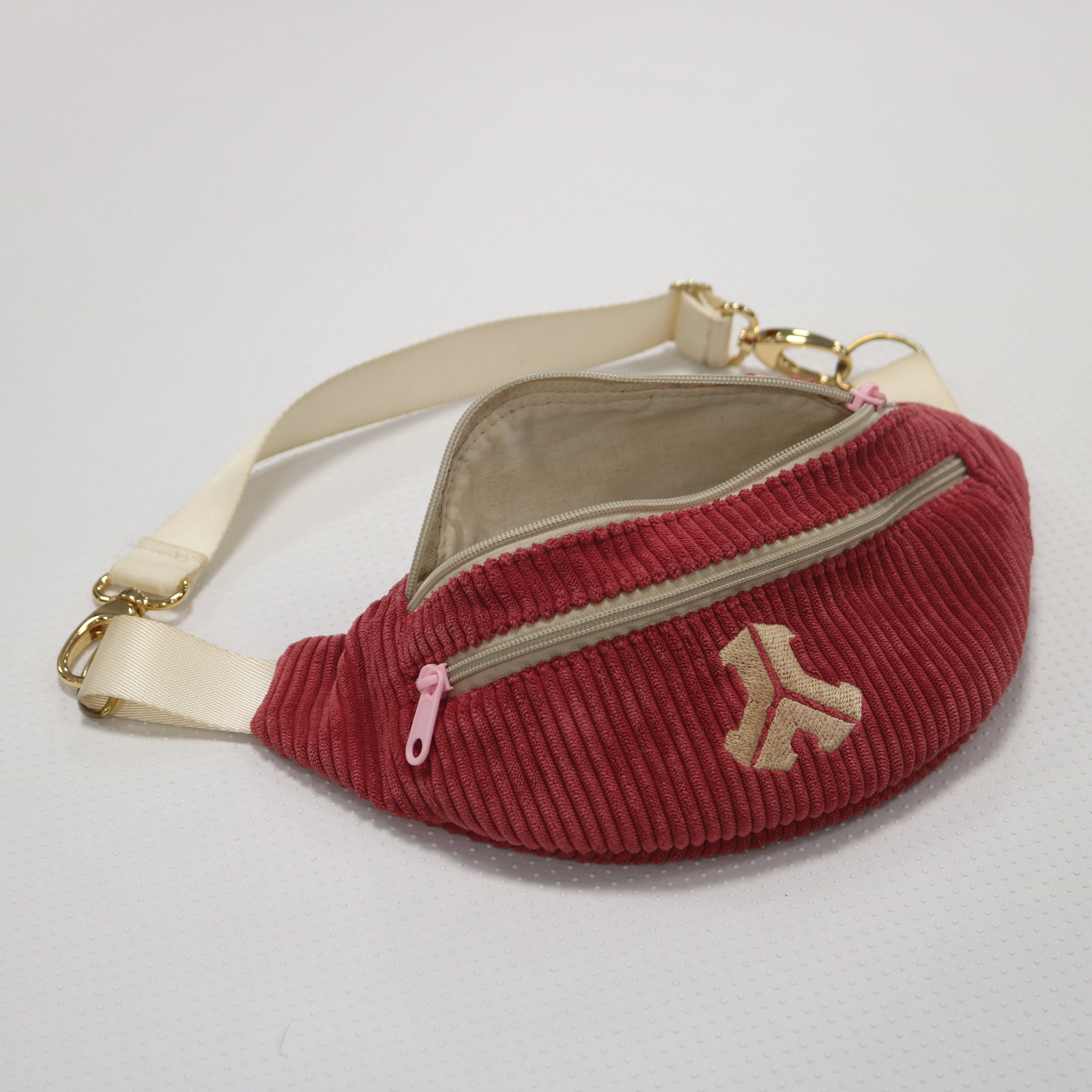 Sac banane velours Essential – Framboise (Defqon.1 Edition)
