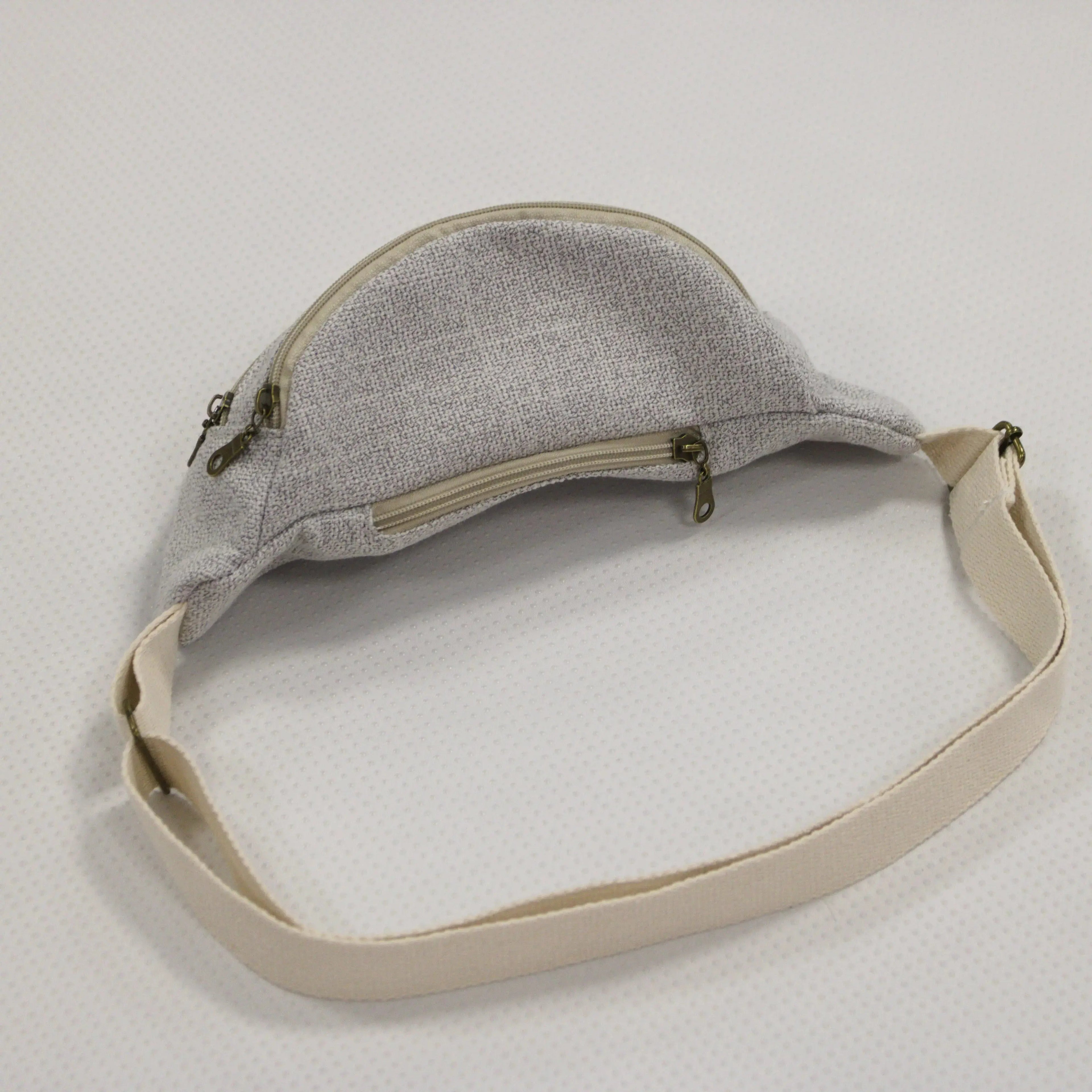 Sac Banane Gris Essential - création textile durable - Mycobloom