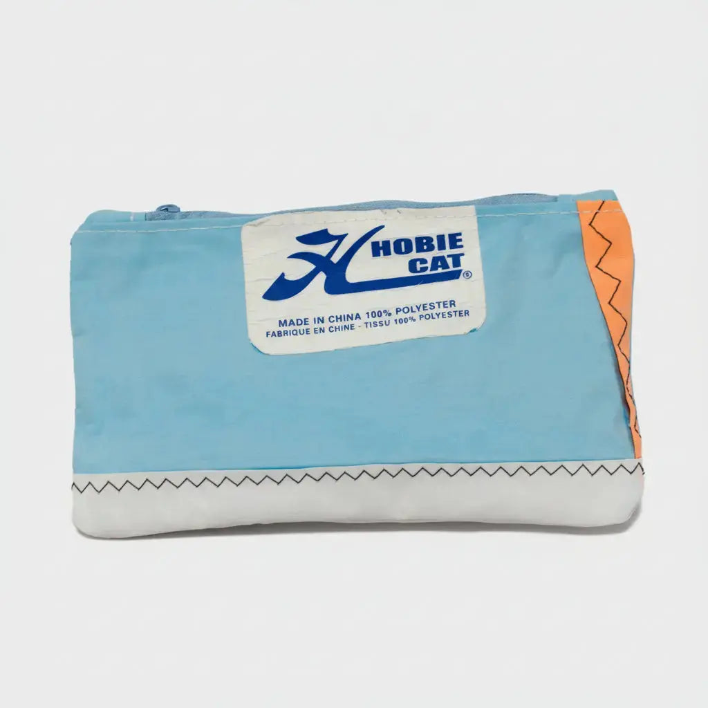Pochette en voile de bateau recyclée - création textile durable - Mycobloom